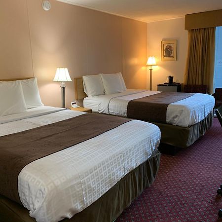 Red Carpet Inn & Suites Ebensburg חדר תמונה