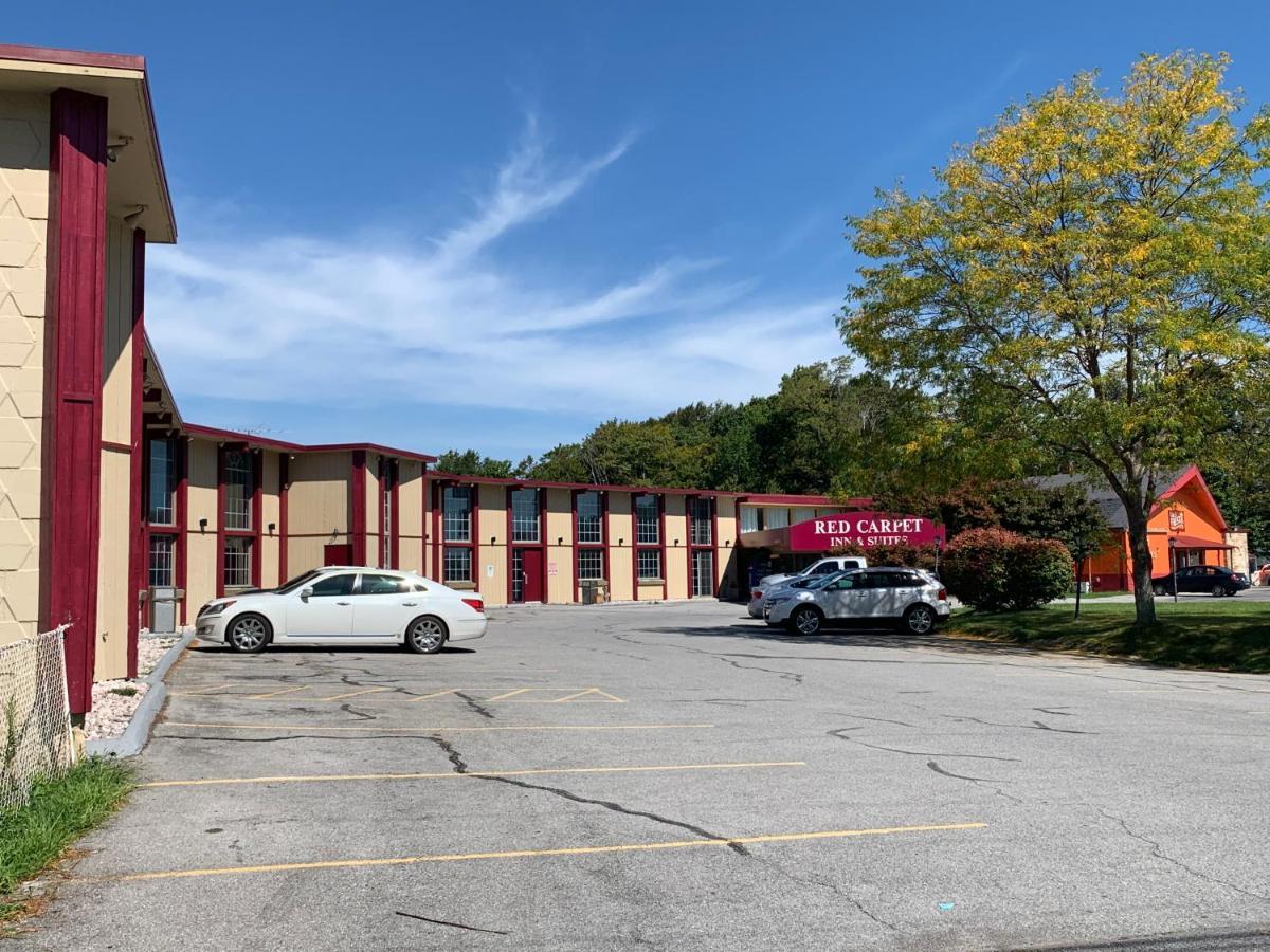 Red Carpet Inn & Suites Ebensburg מראה חיצוני תמונה