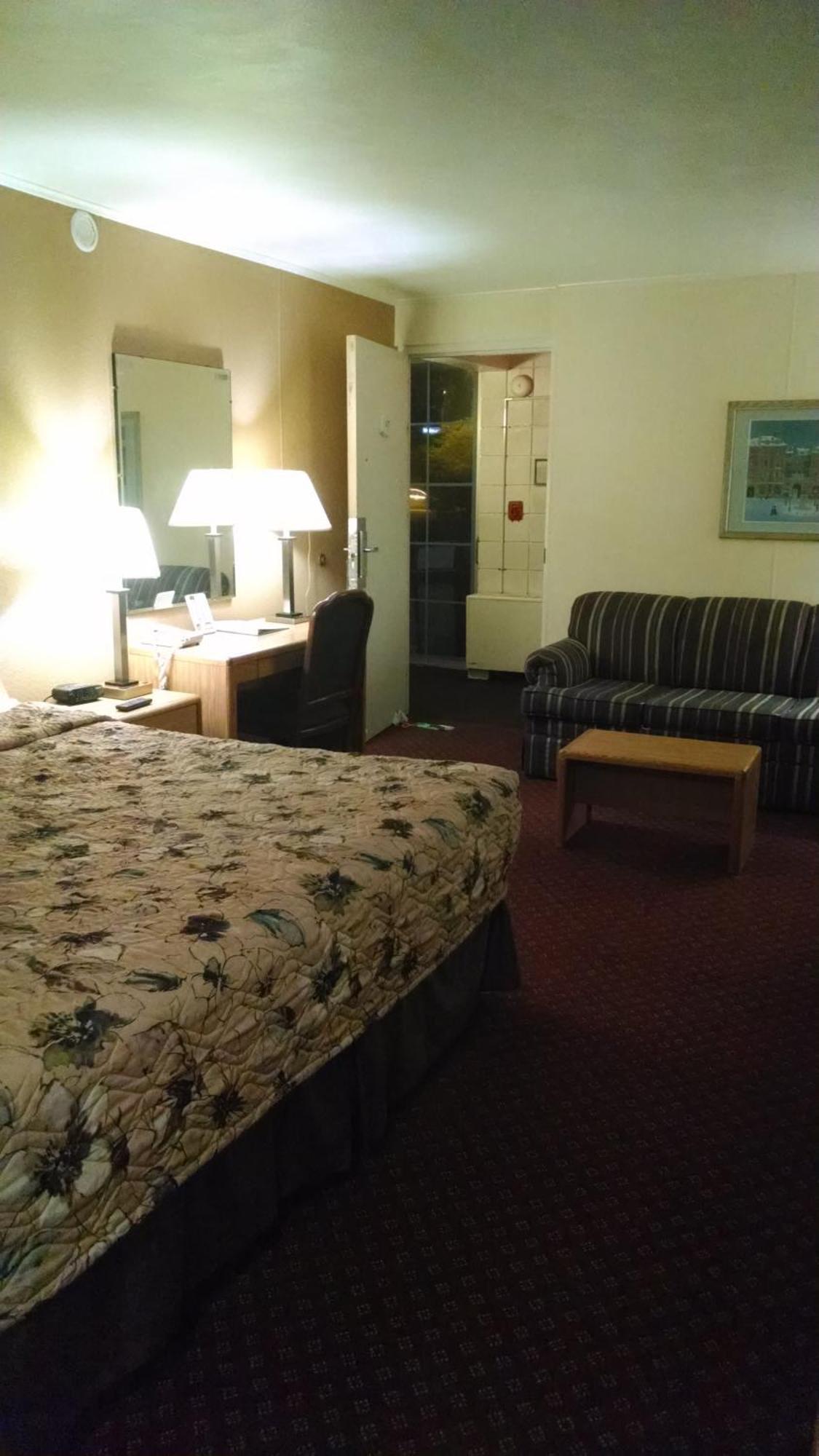 Red Carpet Inn & Suites Ebensburg חדר תמונה