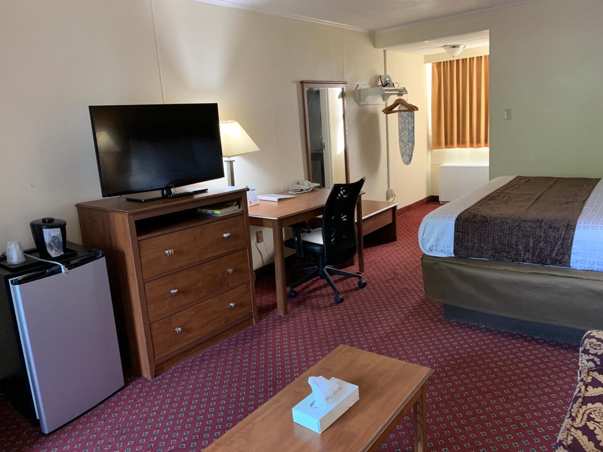 Red Carpet Inn & Suites Ebensburg חדר תמונה