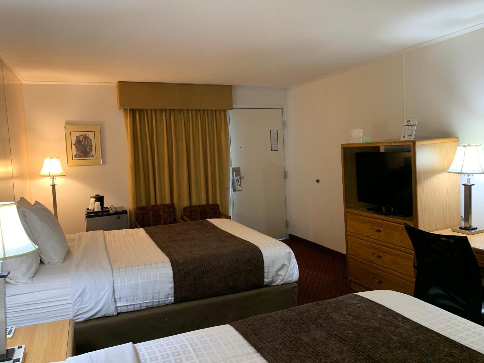 Red Carpet Inn & Suites Ebensburg חדר תמונה