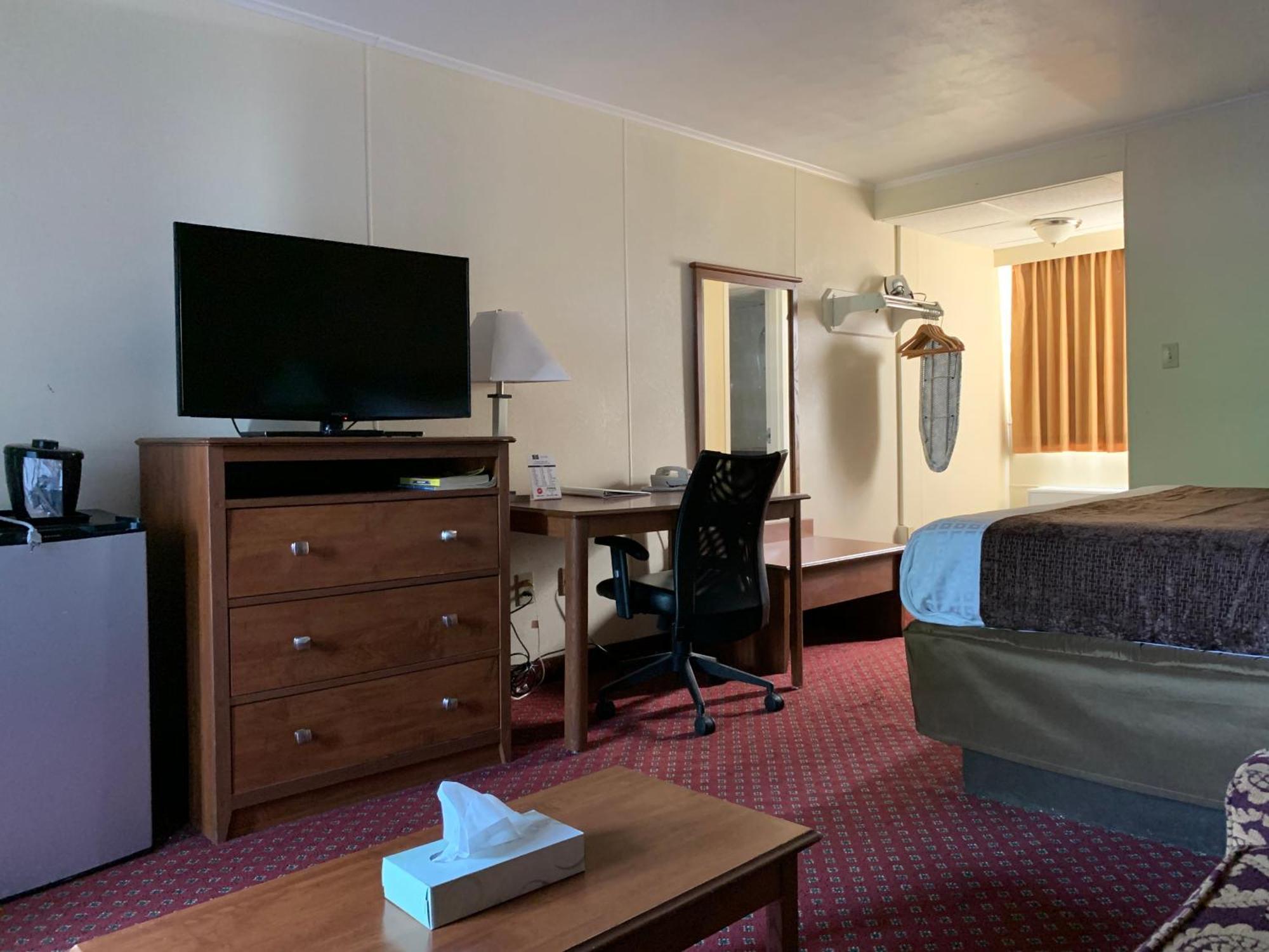 Red Carpet Inn & Suites Ebensburg חדר תמונה