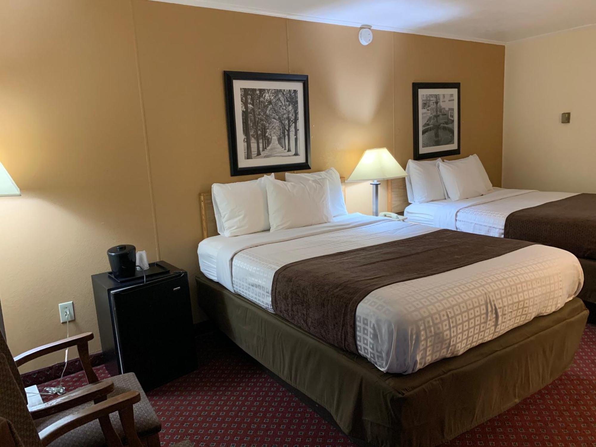 Red Carpet Inn & Suites Ebensburg חדר תמונה