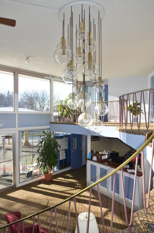 Red Carpet Inn & Suites Ebensburg מראה חיצוני תמונה