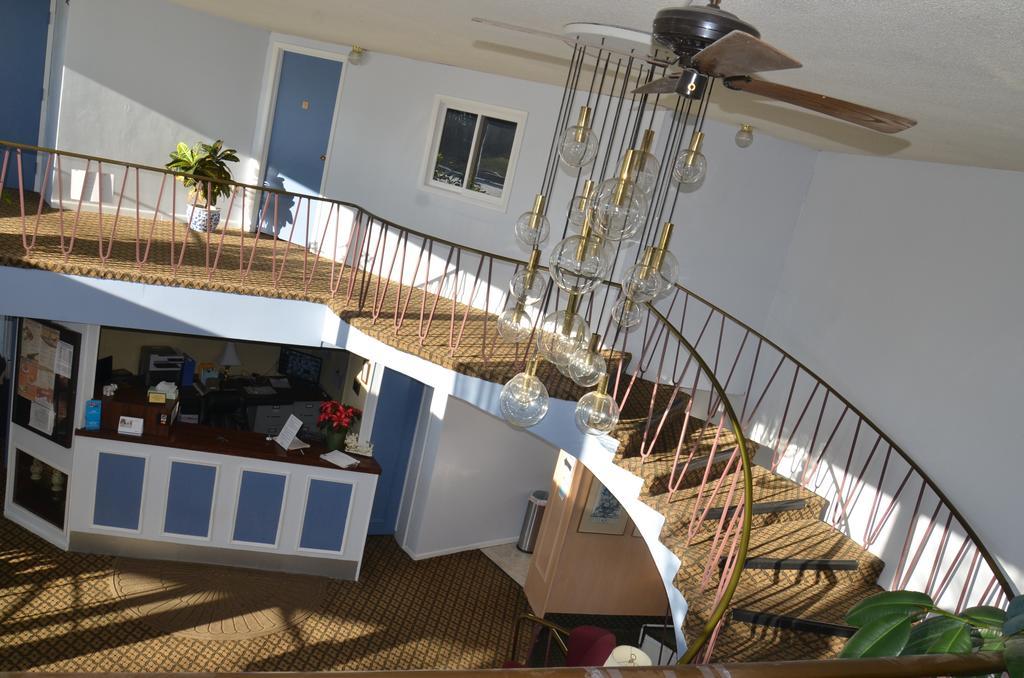 Red Carpet Inn & Suites Ebensburg מראה חיצוני תמונה